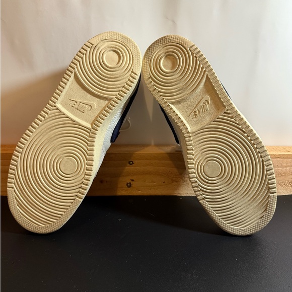 Size 8.5 - Jordan 1 AJKo - Picture 8 of 8